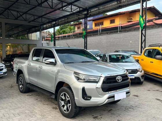 TOYOTA HILUX 2.8 SRV 4X4 CD 16V DIESEL 4P AUTOMÁTICO TOYOTA HILUX 2.8 SRV 4X4 CD 16V DIESEL 4P AUTOMÁTICO